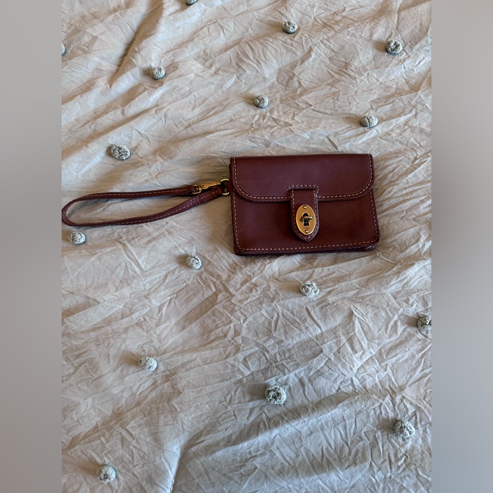 Vintage brown leather Fossil wristlet, EUC, amazing quality and style - Picture 2 of 4
